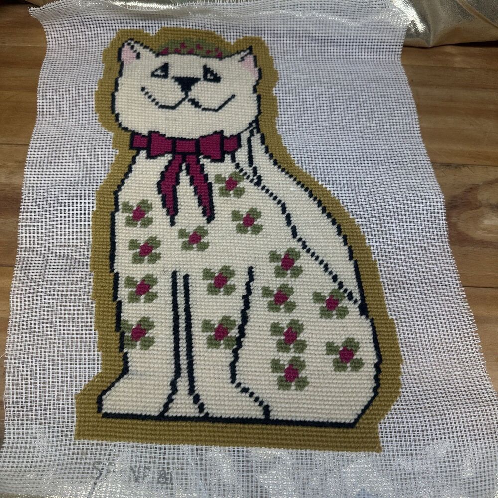 Vintage NEEDLEPOINT Embroidery  CAT Kitten Kitchy 70’s Vibe